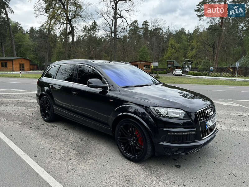 Внедорожник / Кроссовер Audi Q7 2010 в Луцке
