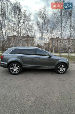 Внедорожник / Кроссовер Audi Q7 2014 в 