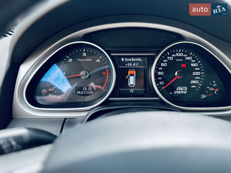 Внедорожник / Кроссовер Audi Q7 2011 в Умани