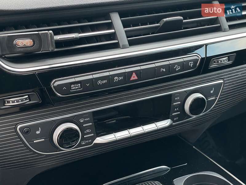 Позашляховик / Кросовер Audi Q7 2017 в Києві