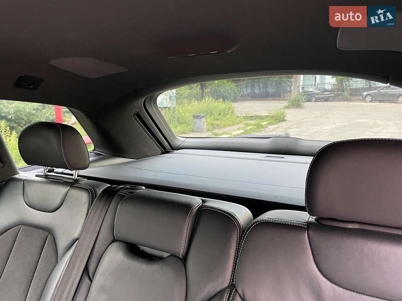 Позашляховик / Кросовер Audi Q7 2017 в Києві