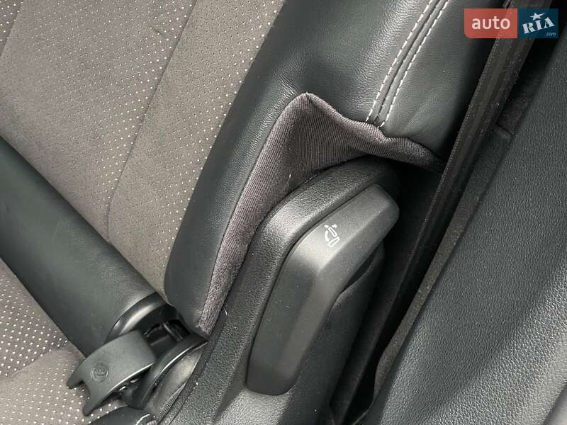 Позашляховик / Кросовер Audi Q7 2017 в Києві