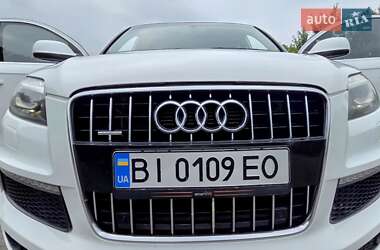 Внедорожник / Кроссовер Audi Q7 2010 в 
