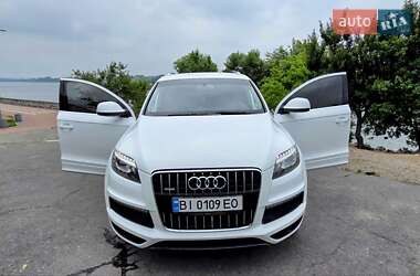 Внедорожник / Кроссовер Audi Q7 2010 в 