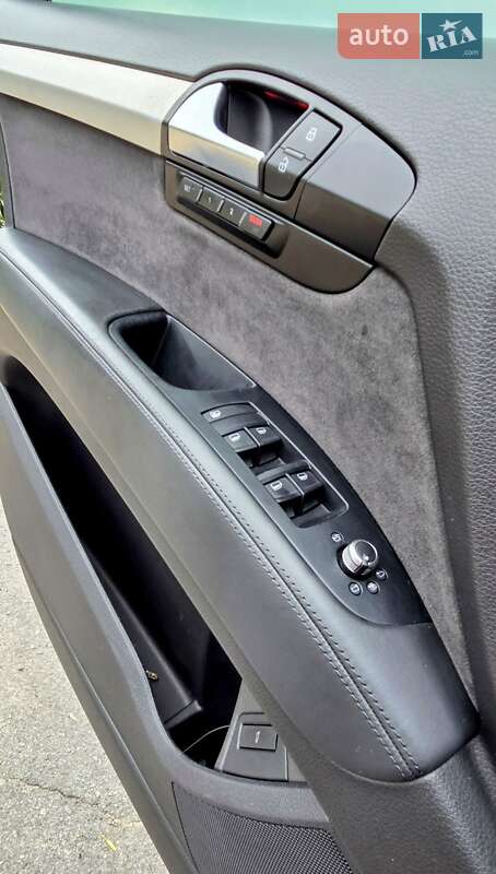 Позашляховик / Кросовер Audi Q7 2010 в Кременчуці