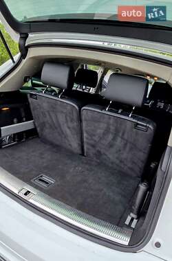 Внедорожник / Кроссовер Audi Q7 2010 в 