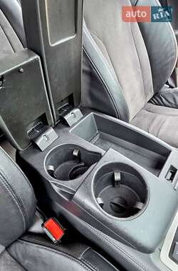 Внедорожник / Кроссовер Audi Q7 2010 в 