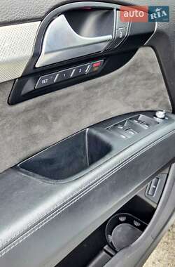 Внедорожник / Кроссовер Audi Q7 2010 в 