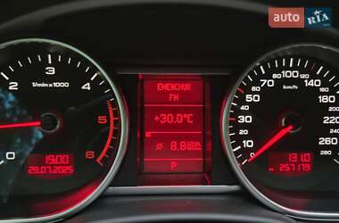 Внедорожник / Кроссовер Audi Q7 2010 в 