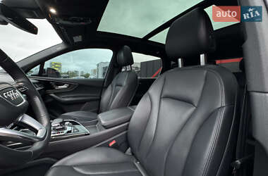 Внедорожник / Кроссовер Audi Q7 2019 в 