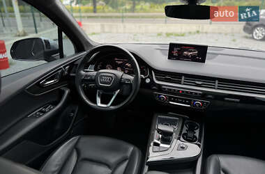 Внедорожник / Кроссовер Audi Q7 2019 в 