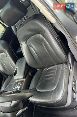 Внедорожник / Кроссовер Audi Q7 2012 в 