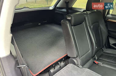 Внедорожник / Кроссовер Audi Q7 2012 в 