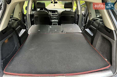 Внедорожник / Кроссовер Audi Q7 2012 в 
