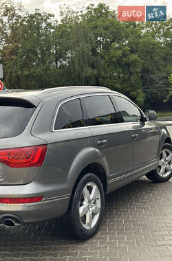 Внедорожник / Кроссовер Audi Q7 2014 в 
