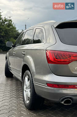 Внедорожник / Кроссовер Audi Q7 2014 в 