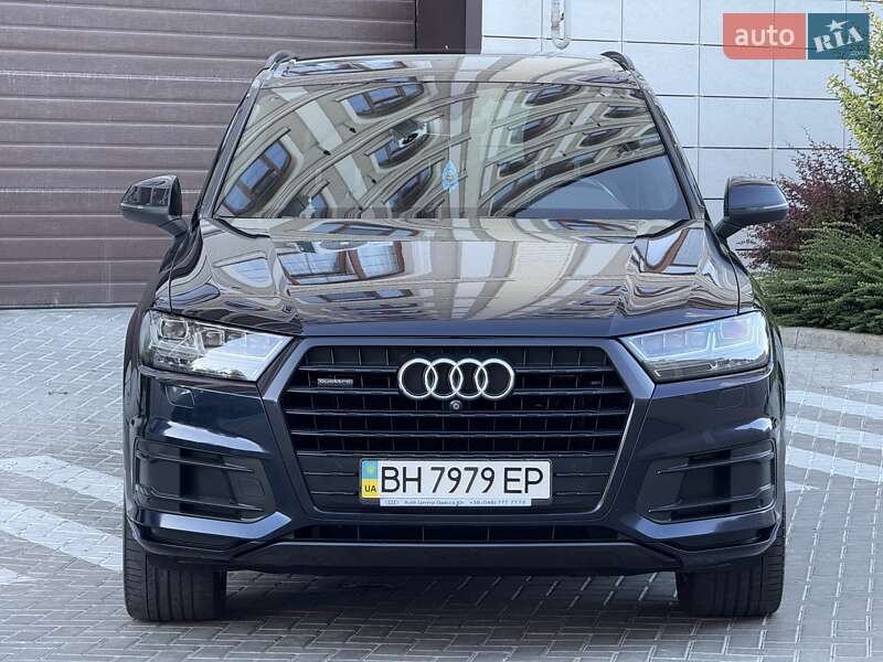 Позашляховик / Кросовер Audi Q7 2017 в Одесі