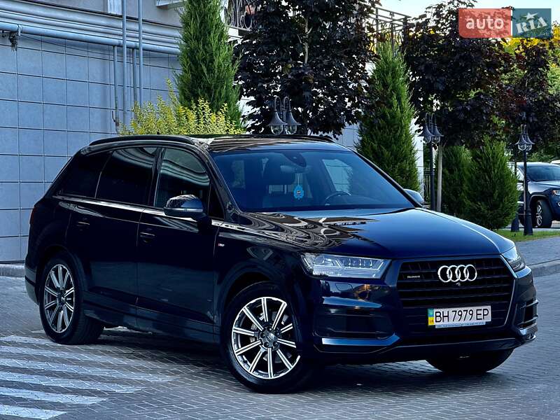 Позашляховик / Кросовер Audi Q7 2017 в Одесі