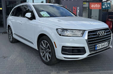 Внедорожник / Кроссовер Audi Q7 2018 в 