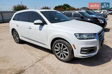 Внедорожник / Кроссовер Audi Q7 2019 в 