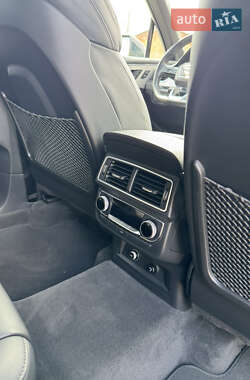 Внедорожник / Кроссовер Audi Q7 2018 в 