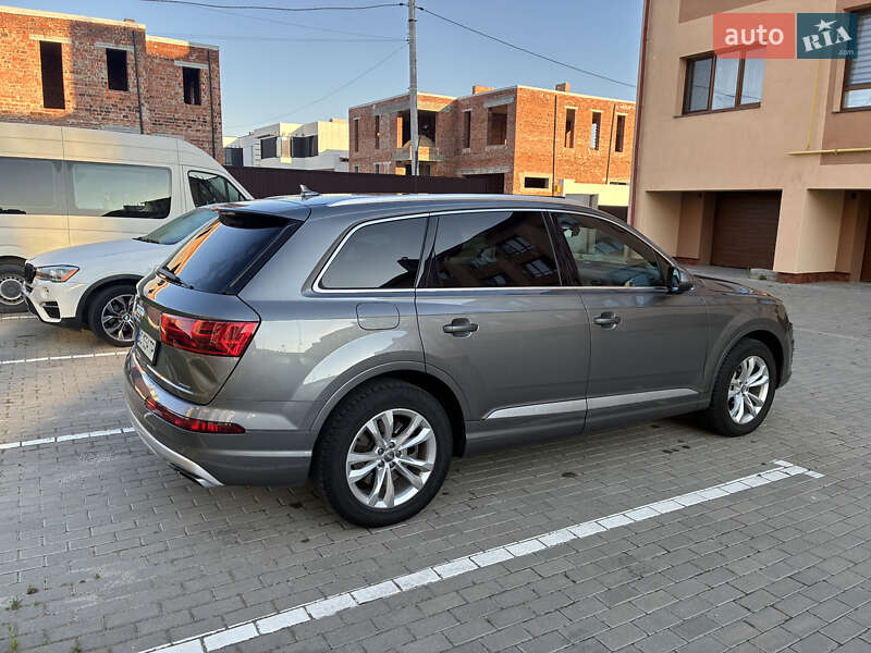 Внедорожник / Кроссовер Audi Q7 2017 в Львове