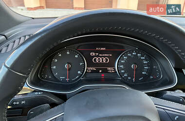 Внедорожник / Кроссовер Audi Q7 2017 в 