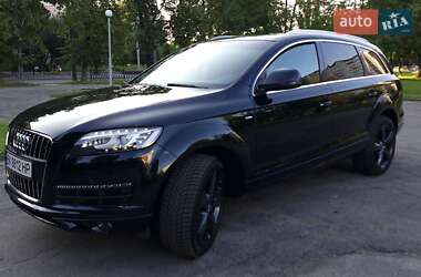 Внедорожник / Кроссовер Audi Q7 2014 в 