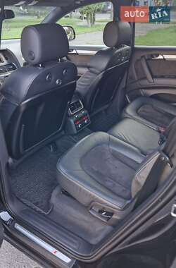 Внедорожник / Кроссовер Audi Q7 2014 в 