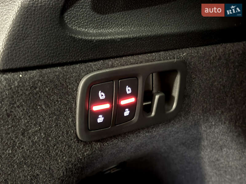 Внедорожник / Кроссовер Audi Q7 2023 в Киеве