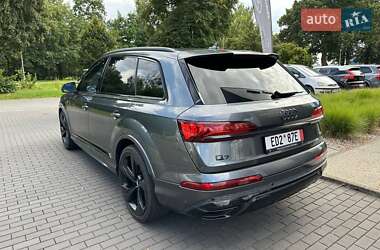 Внедорожник / Кроссовер Audi Q7 2020 в 