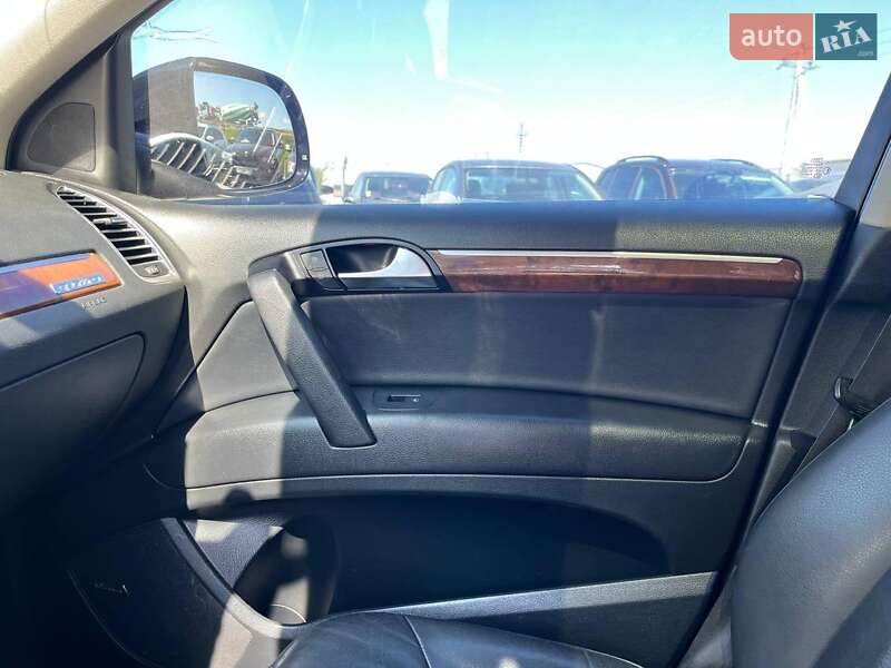Внедорожник / Кроссовер Audi Q7 2011 в Львове