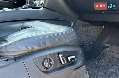 Внедорожник / Кроссовер Audi Q7 2011 в 
