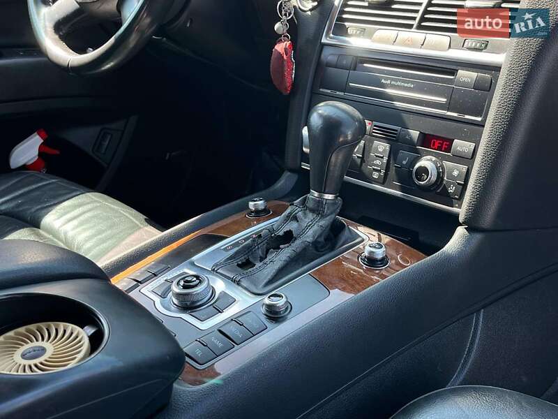 Внедорожник / Кроссовер Audi Q7 2011 в Львове