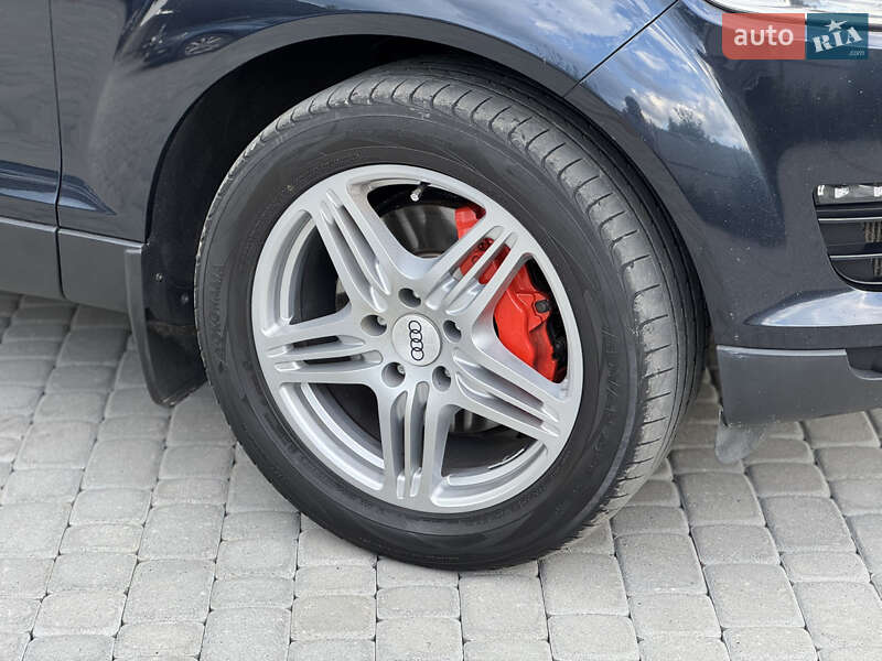 Внедорожник / Кроссовер Audi Q7 2007 в Мукачево