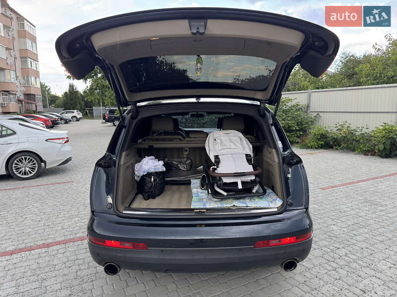 Внедорожник / Кроссовер Audi Q7 2007 в Мукачево