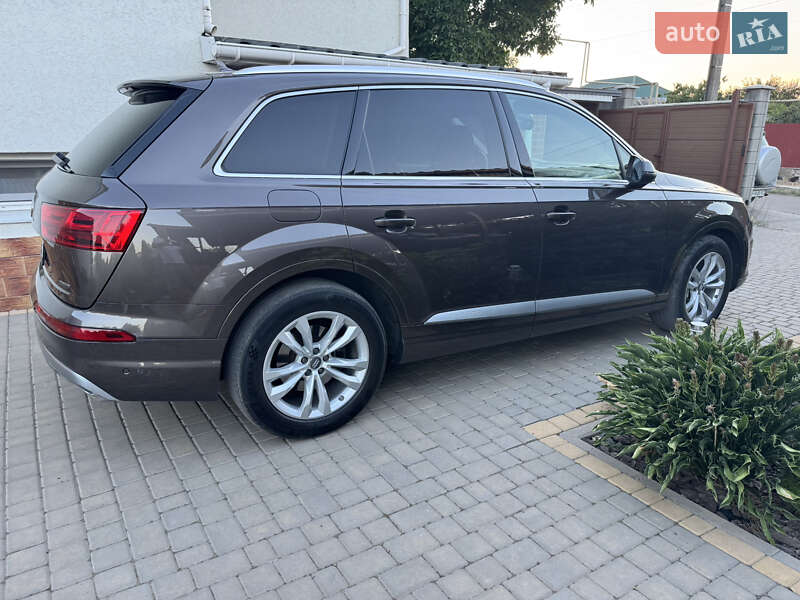 Внедорожник / Кроссовер Audi Q7 2017 в Одессе