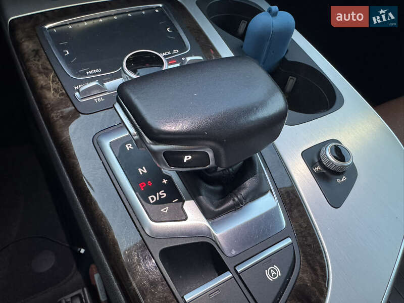 Внедорожник / Кроссовер Audi Q7 2017 в Одессе