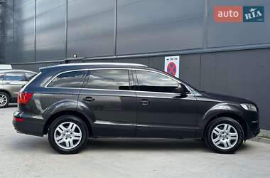 Внедорожник / Кроссовер Audi Q7 2007 в 