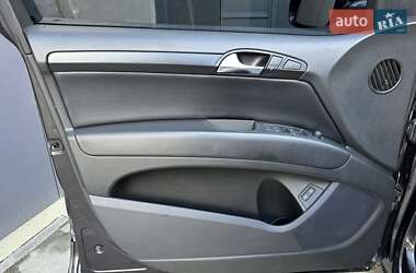 Внедорожник / Кроссовер Audi Q7 2007 в 