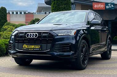 Внедорожник / Кроссовер Audi Q7 2023 в 