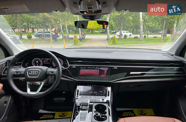 Внедорожник / Кроссовер Audi Q7 2023 в 