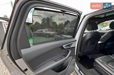 Внедорожник / Кроссовер Audi Q7 2017 в 