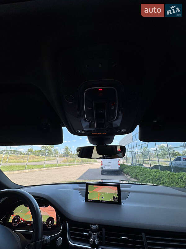 Внедорожник / Кроссовер Audi Q7 2017 в Днепре