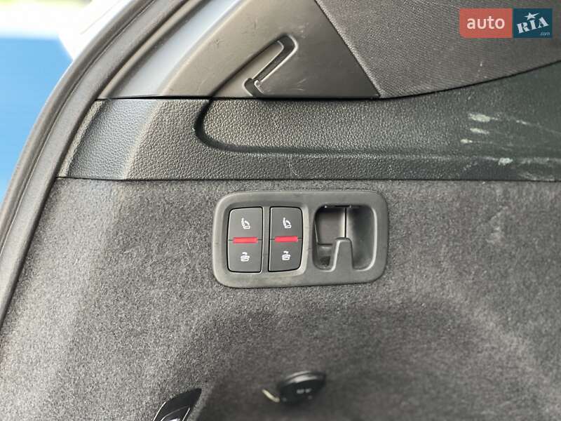 Внедорожник / Кроссовер Audi Q7 2019 в Киеве