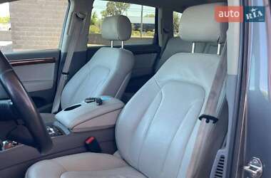 Внедорожник / Кроссовер Audi Q7 2015 в 