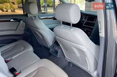 Внедорожник / Кроссовер Audi Q7 2015 в 