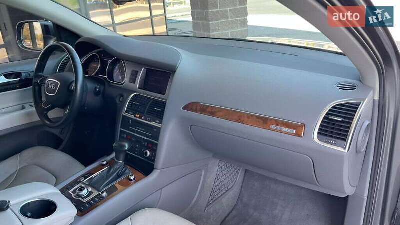 Внедорожник / Кроссовер Audi Q7 2015 в Львове