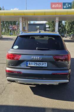 Внедорожник / Кроссовер Audi Q7 2019 в 