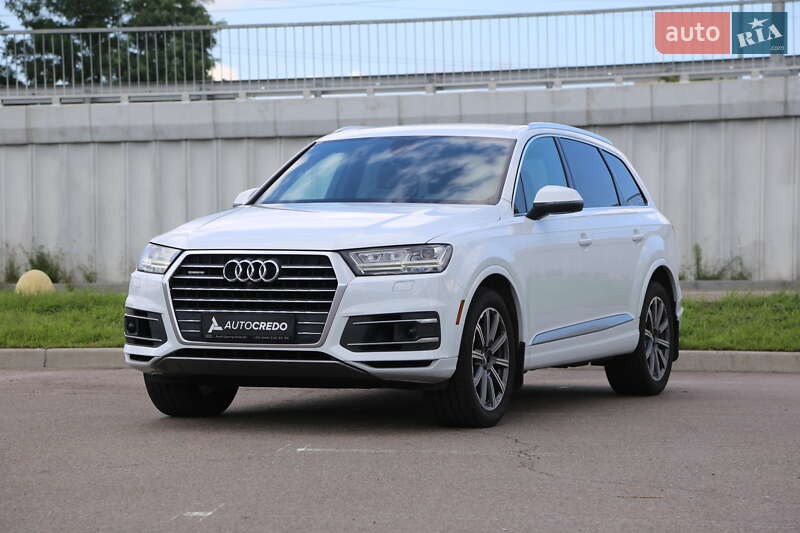 Позашляховик / Кросовер Audi Q7 2018 в Києві